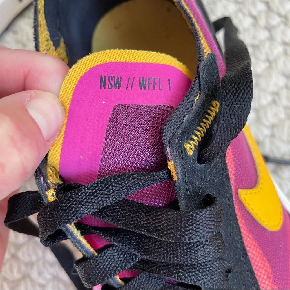 Nike Waffle One running shoes - Picture 11 of 13